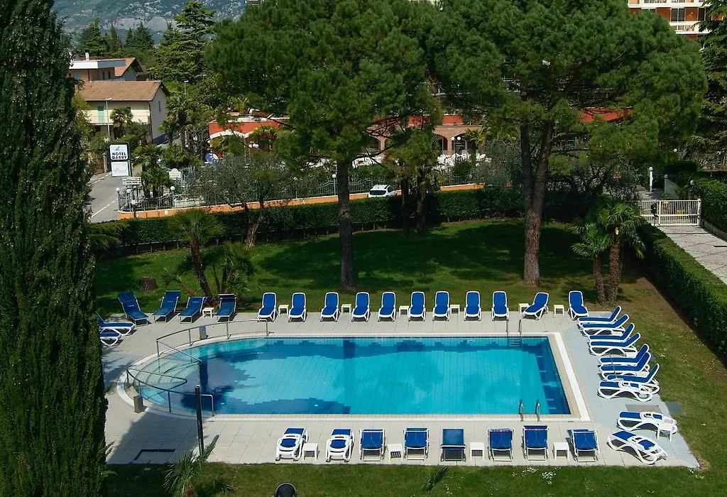 Hotel Gardesana-1